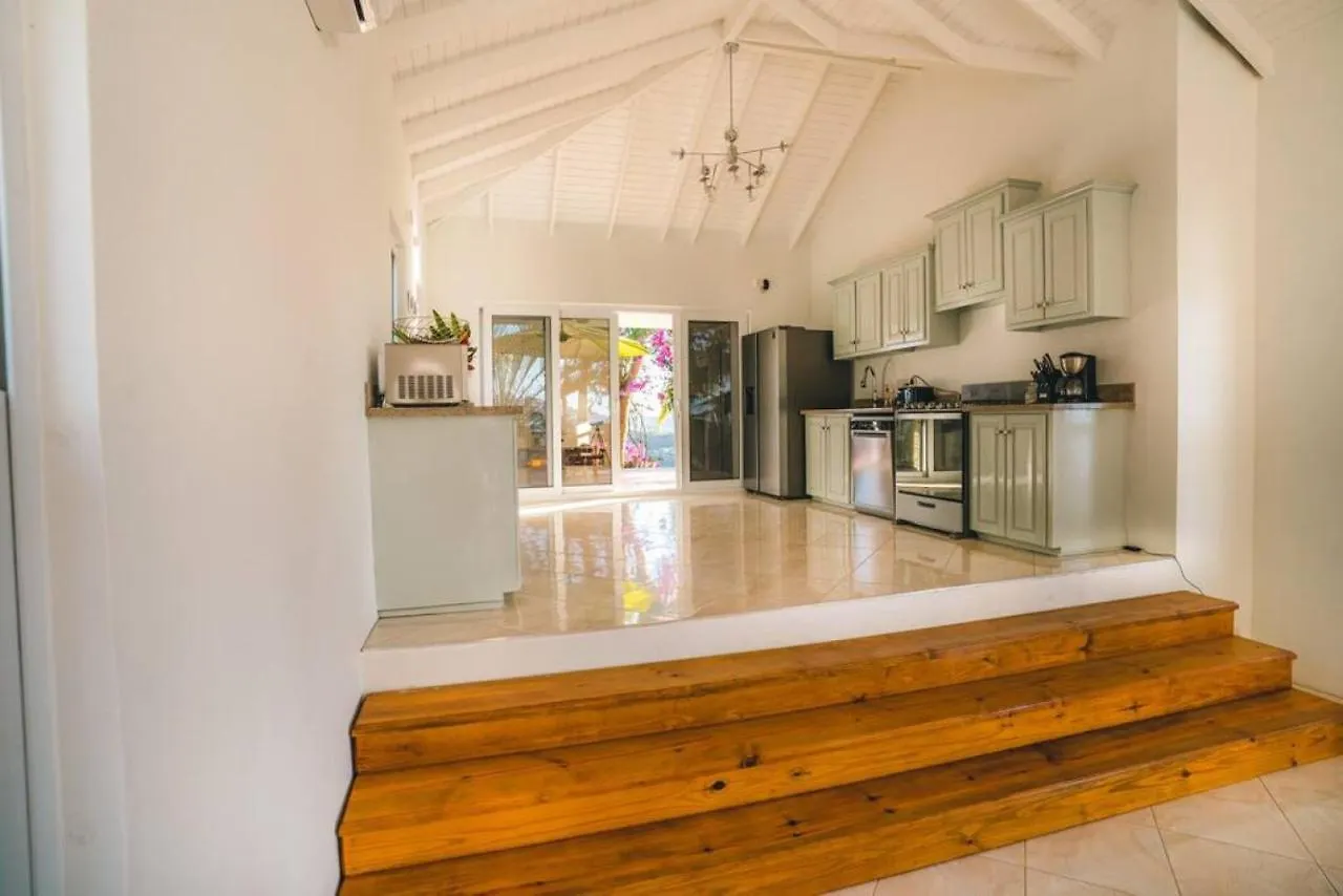 Amazing Mountain Top Home With Pool Marigot Bay Holiday home